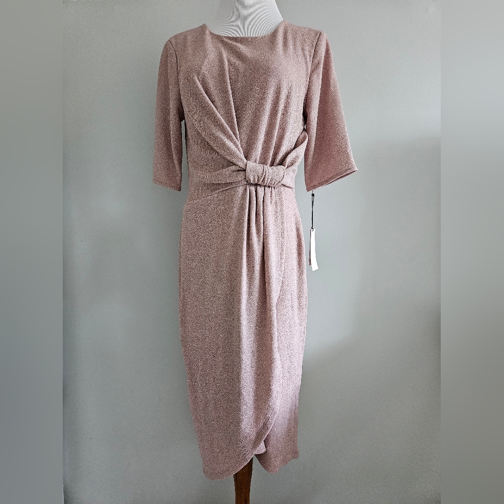 Ivanka Trump | Elegant Pink Dress